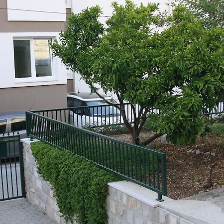 Apartment Nevia Makarska Habitación foto